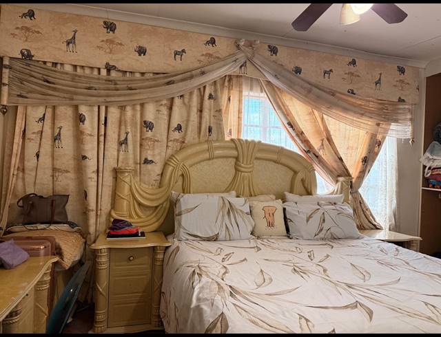 3 BEDROOM HOUSE FOR SALE IN GEELHOUTPARK